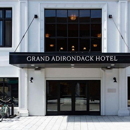 Grand Adirondack Hotel, Lake Placid, A Tribute Portfolio Hotel Exterior foto